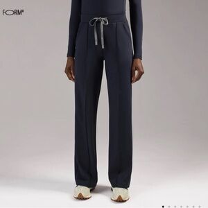 New Figs Small Navy High Waisted Piedra FORMx Straight Leg Scrub Pants